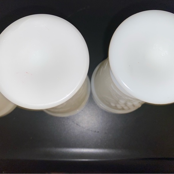 Vintage Set of 3 White Milk Glass Embossed Harvest Grape 6” Goblet Glasses - Picture 10 of 11